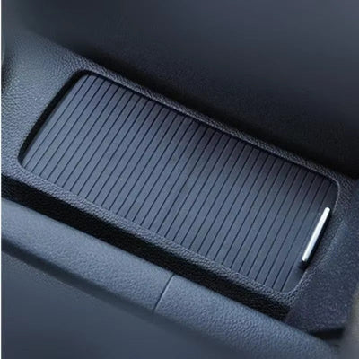 Trappe rangement console centrale VW Golf 6 2008-2012 - vue de face - Becquet Voiture