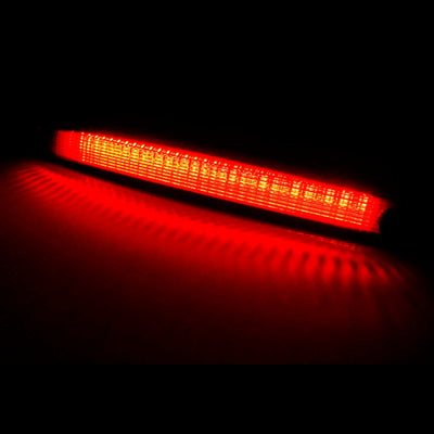 Troisième Feu Stop Arrière à Lentille Noire pour Renault Megane MK II Estate 2003-2008 - installé sur véhicule - Becquet Voiture