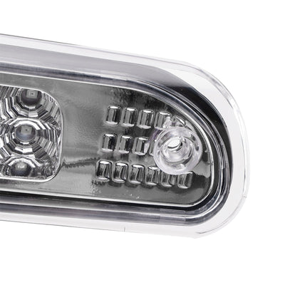 Troisième Feu Stop LED Blanc Jeep Grand Cherokee 99-04 - vue rapprochée - Becquet Voiture