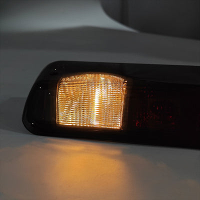 Troisième Feu Stop LED Fumé Ford F150 2004-2008 - vue de trois-quarts 2 - Becquet Voiture