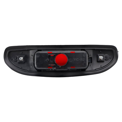 Troisième Feu Stop LED Rouge 735318908 pour Citroën Ducato 244 Jumper - vue de trois-quarts - Becquet Voiture