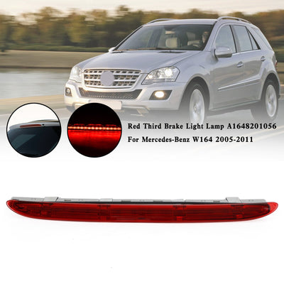 Troisième Feu Stop Mercedes-Benz W164 2005-2011 A1648201056 Rouge - détail du montage - Becquet Voiture