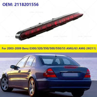 Troisième Feu Stop Mercedes Classe E W211 OEM 2118201556 - vue de face - Becquet Voiture