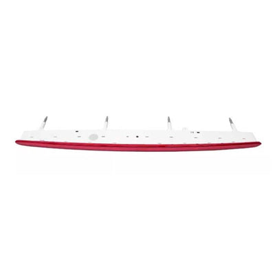 Troisième Feu Stop Rouge 63257164978 pour BMW Série 1 128i 135i M E82 E88 - vue de trois-quarts - Becquet Voiture