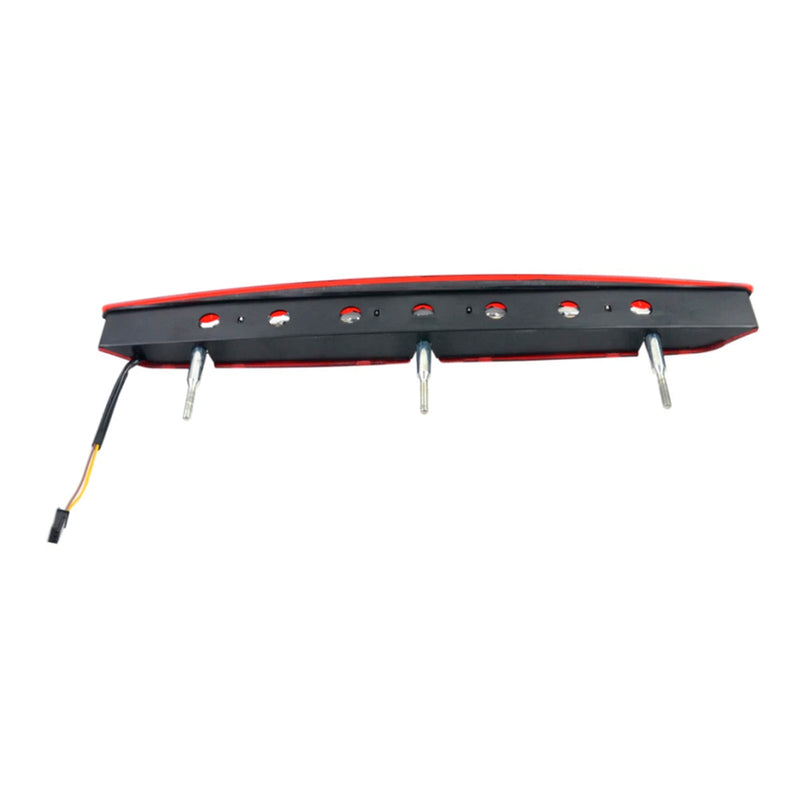 LED-Zusatz-Bremsleuchte Rot für BMW Z4 E85 2002–2008 - Montagedetail - Becquet Voiture