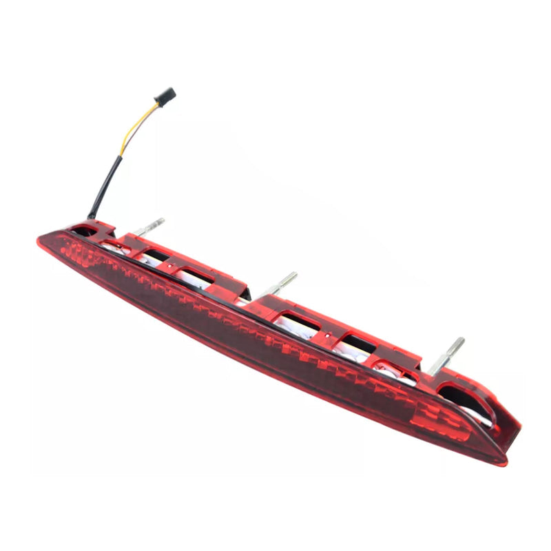 LED-Zusatz-Bremsleuchte Rot für BMW Z4 E85 2002–2008 - am Fahrzeug montiert - Becquet Voiture