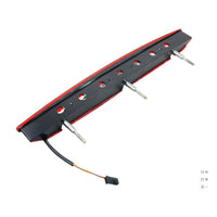 LED-Zusatz-Bremsleuchte Rot für BMW Z4 E85 2002–2008 - Nahansicht - Becquet Voiture