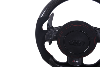 Volant Audi A1 S1 A3 RS3 S3 2013-2017 Carbone Alcantara - packshot studio - Becquet Voiture