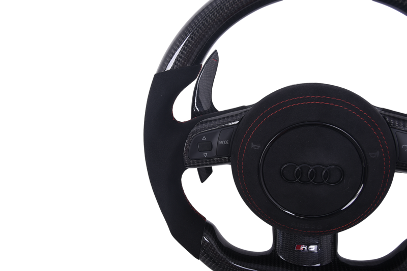 Volant Audi A1 S1 A3 RS3 S3 2013-2017 Carbone Alcantara - packshot studio - Becquet Voiture