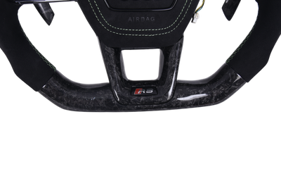 Volant Audi Q3 Q8 RS4 RS5 RS6 2016-2024 Carbone Alcantara - vue de trois-quarts - Becquet Voiture