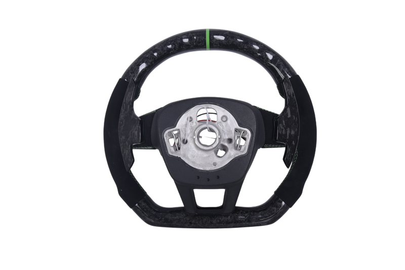 Volant Audi Q3 Q8 RS4 RS5 RS6 2016-2024 Carbone Alcantara - vue rapprochée - Becquet Voiture