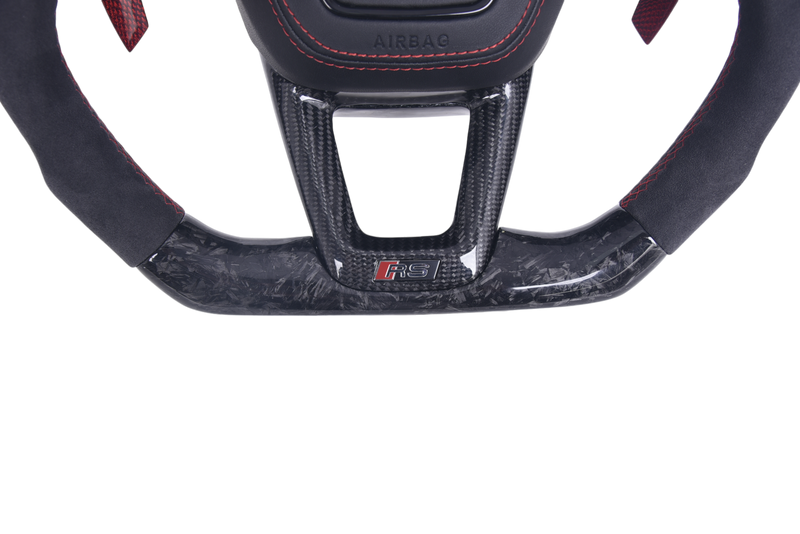 Volant Audi Q3 Q8 RS4 RS5 RS6 2016-2024 Carbone - détail du montage - Becquet Voiture
