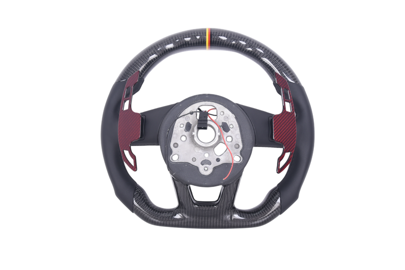 Volant Audi Q3 Q8 RS4 RS5 RS6 2016-2024 Carbone - installé sur véhicule - Becquet Voiture