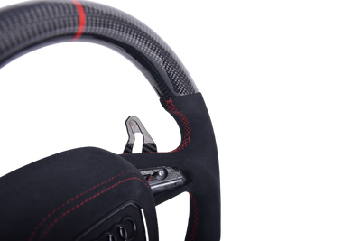 Volant Audi Q3 Q8 RS4 RS5 RS6 2016-2024 Cuir - détail du montage - Becquet Voiture