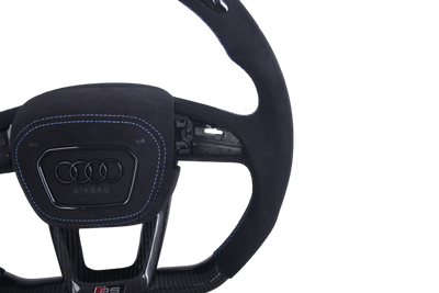Volant Audi Q3 Q8 RS4 RS5 RS6 Cuir Alcantara LED - installé sur véhicule - Becquet Voiture