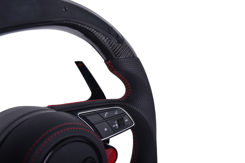 Volant Audi RS3 A3 S3 A4 A5 8Y Carbone Cuir V4 - détail du montage - Becquet Voiture