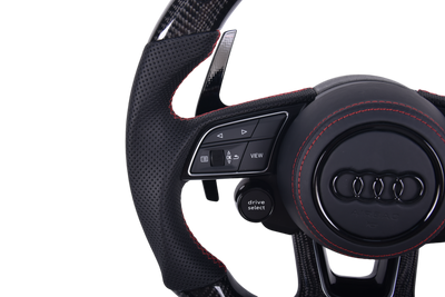 Volant Audi RS3 A3 S3 A4 A5 8Y Carbone Cuir V4 - installé sur véhicule - Becquet Voiture
