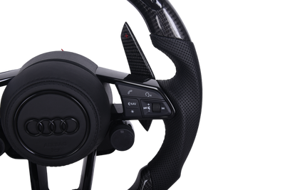 Volant Audi RS3 RSQ3 A3 A1 S3 A4 A5 8Y V2 - packshot studio - Becquet Voiture