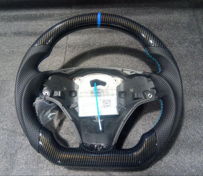 Volant Carbone BMW E90 E92 E93 M3 2005-2012 - vue de face 2 - Becquet Voiture