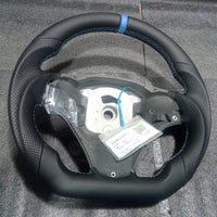 Volant Cuir BMW E90 E92 E93 M3 Fond Plat 2005-2012 - en situation - Becquet Voiture