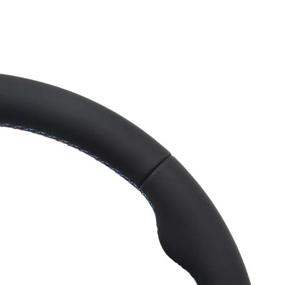 Volant Cuir Sport BMW Série 1 3 5 7 X5 X6 F30 F10 - vue de trois-quarts - Becquet Voiture