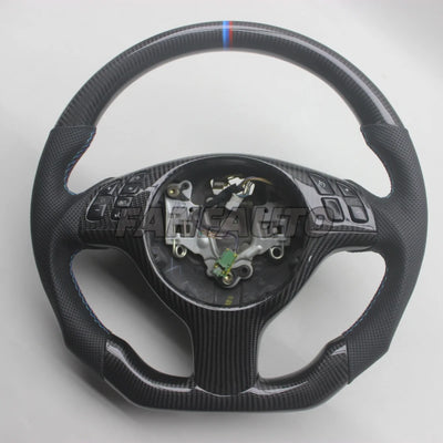 Volant Fibre de Carbone Cuir BMW E46 Série 3 1997-2006 - détail du montage - Becquet Voiture