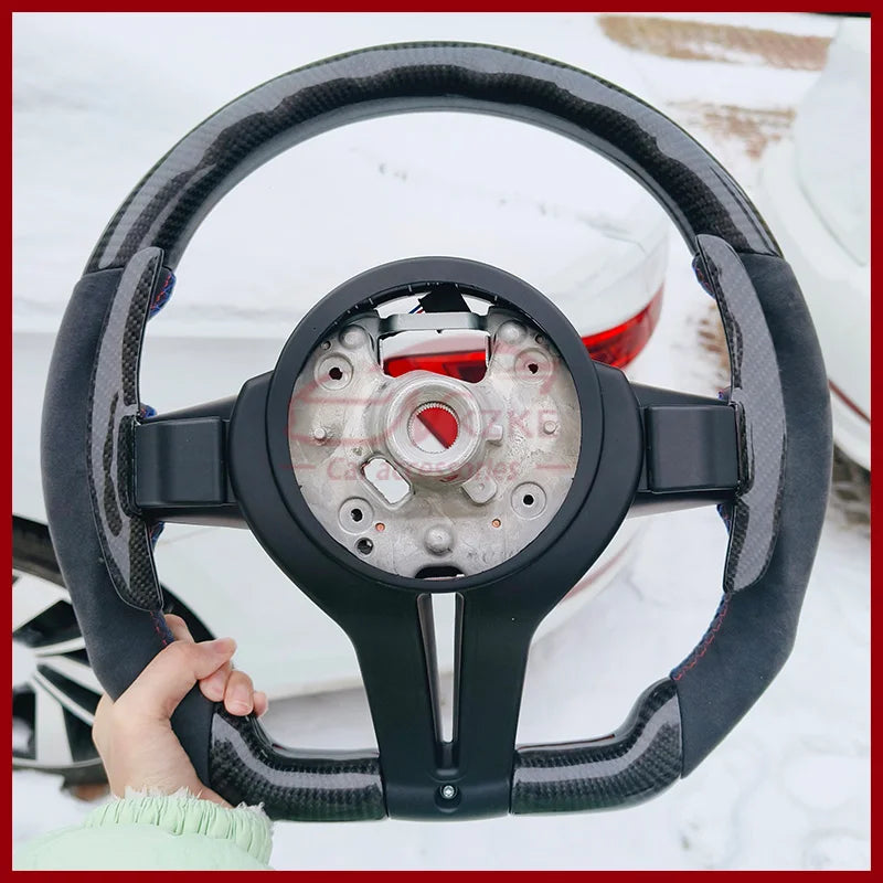 Volant Fibre de Carbone Logo M BMW F30 F10 F20 E90 - installé sur véhicule - Becquet Voiture