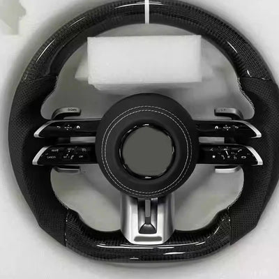 Volant Fibre de Carbone Mercedes Classe G W464 W465 - vue de trois-quarts - Becquet Voiture