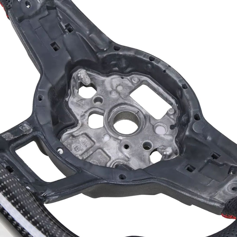 Volant Méplat Performance VW Golf 7 Cuir Carbone - vue de trois-quarts 2 - Becquet Voiture