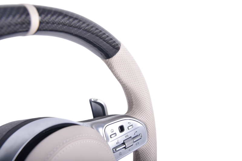 Mercedes AMG Leather Alcantara Carbon Steering Wheel 2014-2022 - fitting detail - Becquet Voiture