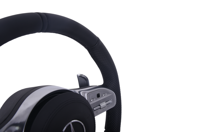 Full Leather Mercedes-AMG Steering Wheel 2014-2022 - fitting detail - Becquet Voiture