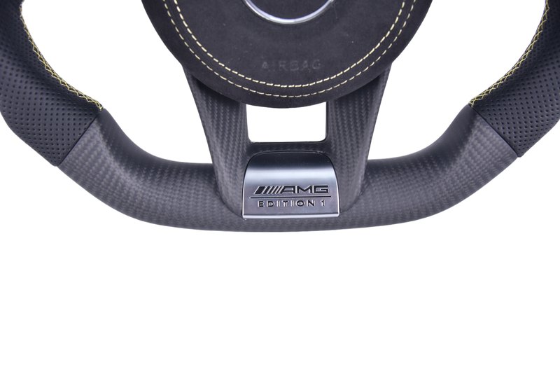 Volant Mercedes AMG Edition 1 Carbone Cuir - installé sur véhicule - Becquet Voiture