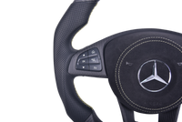 Volant Mercedes AMG Edition 1 Carbone Cuir - packshot studio - Becquet Voiture