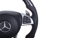 Volant Mercedes AMG Edition 1 Fibre Carbone - packshot studio - Becquet Voiture