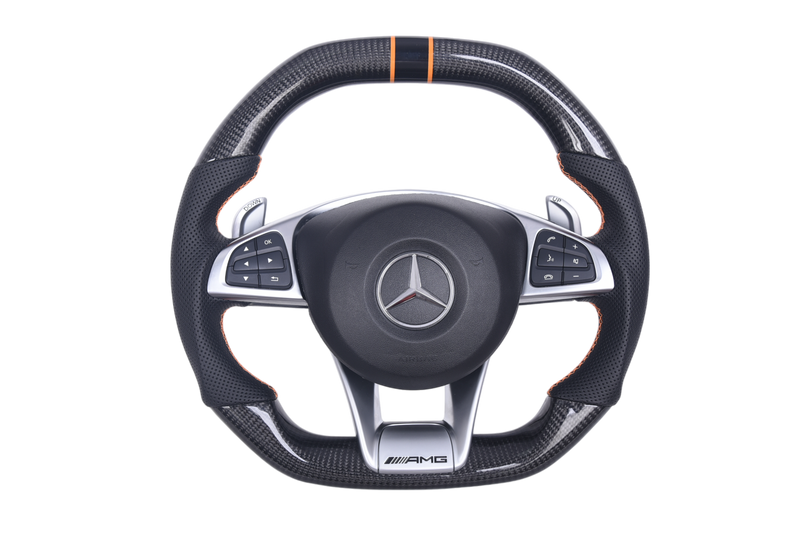Volant Mercedes AMG Edition 1 Fibre Carbone - vue de face - Becquet Voiture
