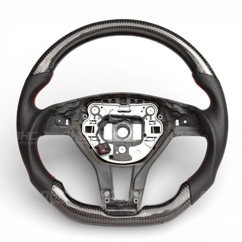 Volant Performance carbone Mercedes Classe A W176 2012-2018 - packshot studio 2 - Becquet Voiture
