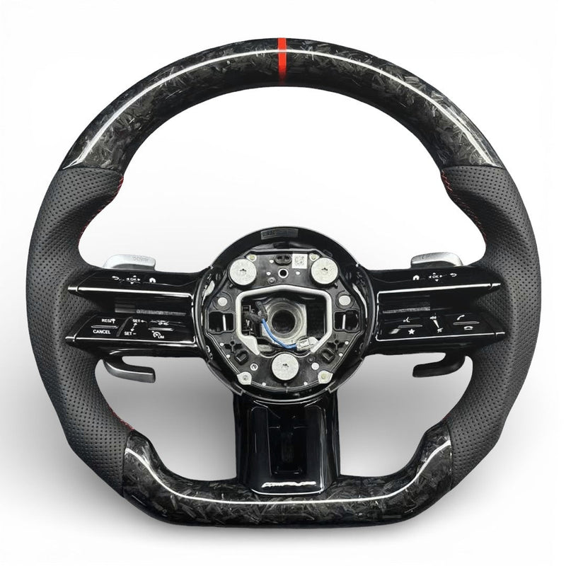 Volant Performance Carbone Mercedes Classe E W213 AMG 2016-2023 - vue rapprochée - Becquet Voiture