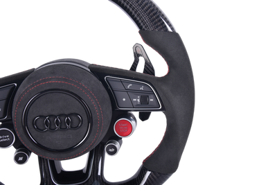 Volant Sport Audi RS3 A3 S3 A4 A5 8Y Cuir Alcantara V5 - installé sur véhicule - Becquet Voiture