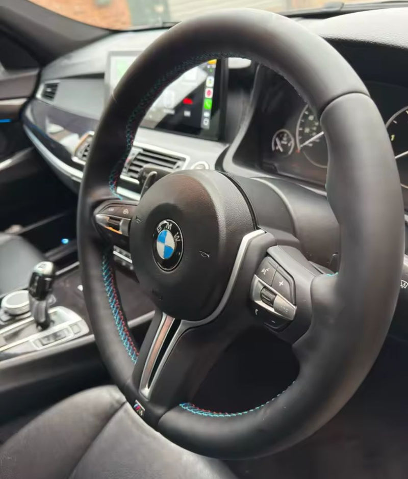 Sportlenkrad BMW M-Paket X6 F16 2014 2019 - Montagedetail 2 - Becquet Voiture