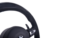 Volant Sport BMW Série F Carbone Alcantara LED V3 - détail du montage - Becquet Voiture
