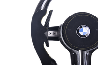 Volant Sport BMW Série F Carbone Alcantara LED V7 - installé sur véhicule - Becquet Voiture