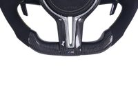 Volant Sport BMW Série F Carbone Alcantara LED V7 - vue de trois-quarts - Becquet Voiture