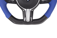 Volant Sport BMW Série F Carbone Bleu - détail du montage - Becquet Voiture