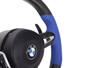 Volant Sport BMW Série F Carbone Bleu - vue rapprochée - Becquet Voiture