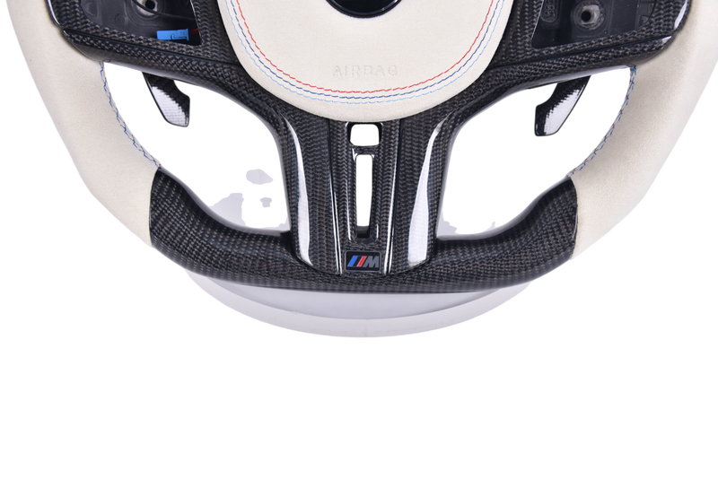 Volant Sport BMW Série G Carbone Blanc Alcantara LED - installé sur véhicule - Becquet Voiture