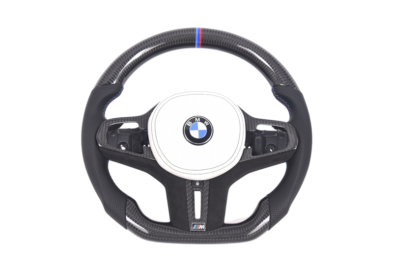 Volant Sport BMW Série G Cuir Alcantara Carbone V2 - vue de face - Becquet Voiture