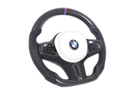 Volant Sport BMW Série G Cuir Alcantara Carbone V2 - vue de profil - Becquet Voiture