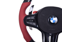 Volant Sport BMW Série G Cuir Rouge Sans Boutons M - packshot studio - Becquet Voiture