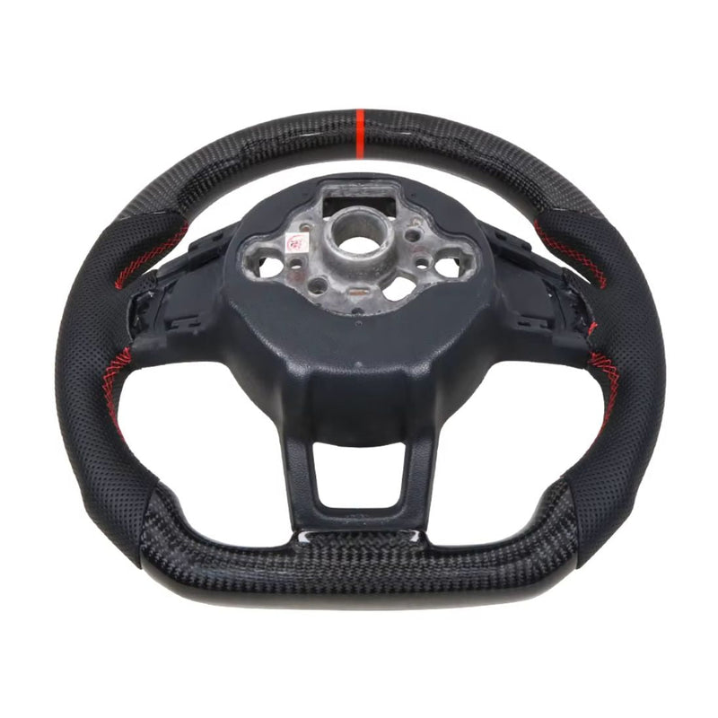 Volant sport méplat VW Golf 7 cuir/carbone 2012-2021 - vue rapprochée - Becquet Voiture