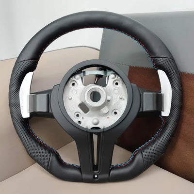 Volant Sport Noir Perforé BMW Séries F M3 M5 E90 - installé sur véhicule - Becquet Voiture